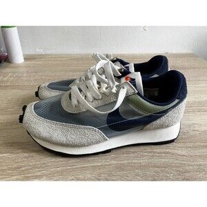 Size 4 - Nike Daybreak SP Teal Tint